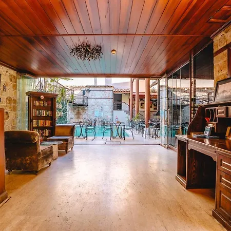 Mediterra Art 안탈리아