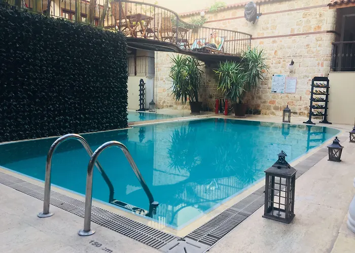 Mediterra Art Hotel 4*