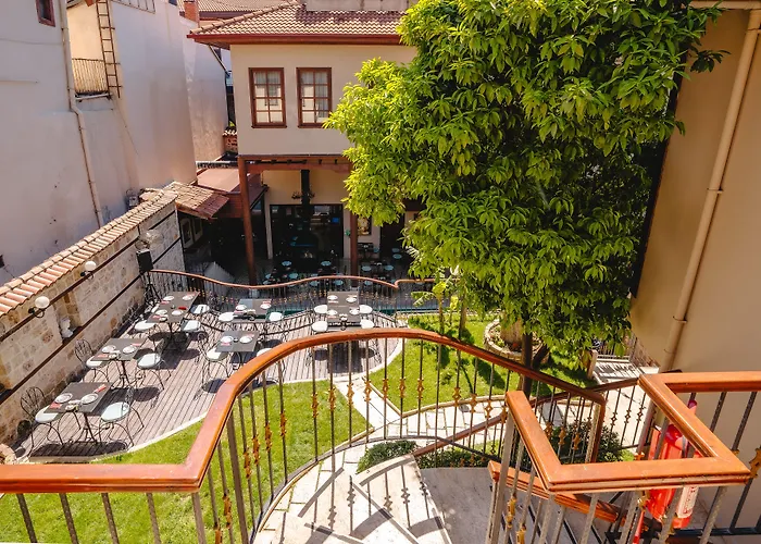 Mediterra Art Hotel