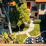 Mediterra Art Hotel 4*