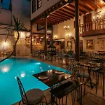 Mediterra Art Hotel