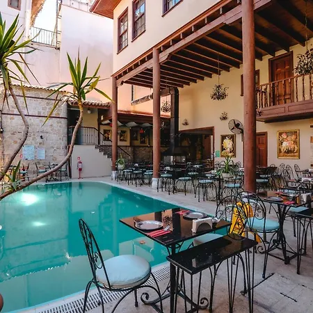 Hotel Mediterra Art 4*
