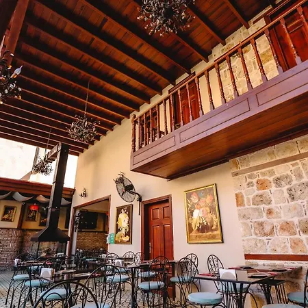 Ξενοδοχείο Mediterra Art 4*